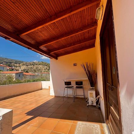 Village House Petalou Екстер'єр фото